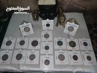  1 اكثر من 100 عمله من عدة دول قديمه  سعر العمله الواحده 40₪