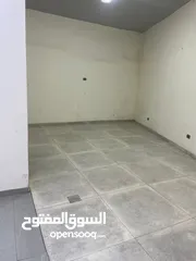  4 مكتب جاهز ومؤثث