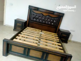  5 غرفة نوم خشب لاتيه بحالة ممتازة بدون تواليت تخت وخزانة و2 كومدينة بدون تواليت
