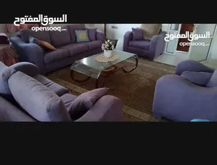  7 طقم كنب مع طاولة صغيرة