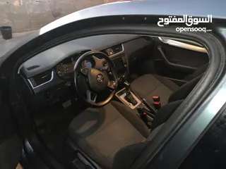  5 سكودى اوكتافيا 2016  ماطور 2000ديزل اوتمات فحص نضيف عداد اصلي 130