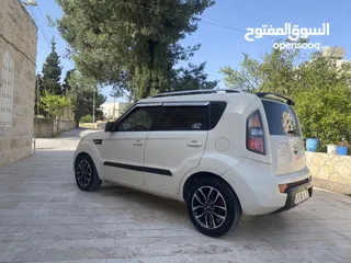  3 كيا سول 
2012/2011