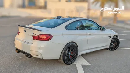  5 BMW M4 completion Lci - 2018