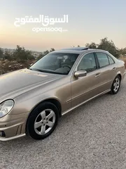  10 مرسيدس E200 موديل 2003 للبيع