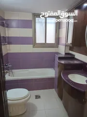  3 شقتين مميزات للبيع