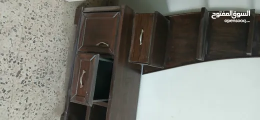  5 بوفيه الهلال خشب زان