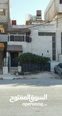  1 بيت 3 طوابق دوبلكس للبيع