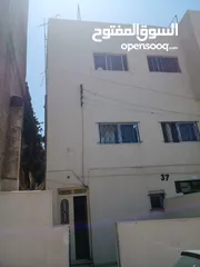 5 عمارة بالأشرفية للبيع جاهزة للاستلام بحالة جيدة جدا من المالك مباشرة مرخصة بالكامل البيع بداعي السفر