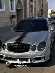  4 Mercedes E500