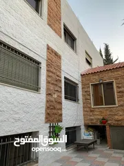  3 بيت في مرج الحمام بسعر مغري عباره عن عماره خاصه 3 طوابق