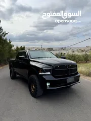 1 DODGE RAM 2018 big horn sport package 5.7  رام 2018 3 جيد فل ما عدا الفتحة و جحش الوسط