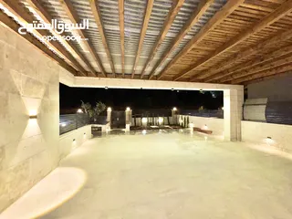  1 شقة مع حديقة على مستوى الشارع