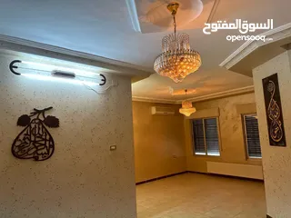  1 شقة مميزة بالجاردنز سوبر ديلوكس للبيع من المالك مباشرة