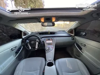  22 تويوتا بريوس 2015 هايبرد فل كامل مع بانوراما أعلى صنف بكج ( 5) لون اسود مميز