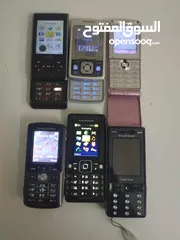  16 Used vintage phones of different brands