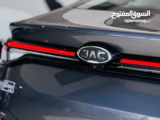  17 سيارة J7 من JAC موديل 2024 بضمان 6 سنوات او 200 الف كيلو متر مع صيانة مجانيه سنتان من الوكيل الحصري