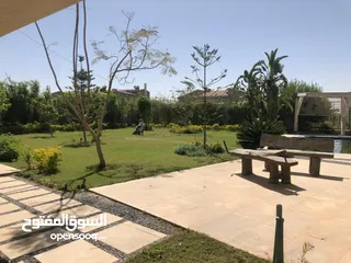  3 فيلا مفروشه للايجار اليومي في الشيخ زايد كمبوند بفرلي هيلز