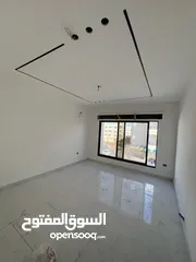  2 شقة للبيع 122متر في البنيات بتشطيب فندقي