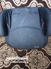  2 كرسي اطفال للسيارة