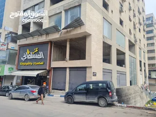  2 بيع محل غير مرهون وسط البلد في نابلس مساحة 45م وعمق 14م