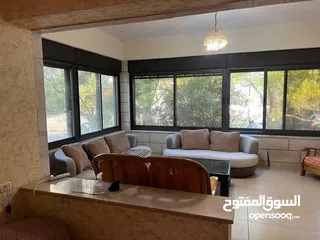  1 شقه مفروشه للايجار في رام الله التحتا قرب فرن البيت القديم  لموظفات فقط