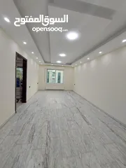  22 لقطه 240م وروف 120م في الجبيهه حي الريان بسعر مغري من المالك بسعر حرق