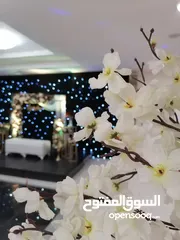  27 كوشة دائرية بتنسيق ورد مميز مع كامل اكسسوراتها