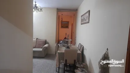  5 شقة في ضاحية الزيتون