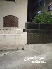  2 شقه ارضيه للايجار