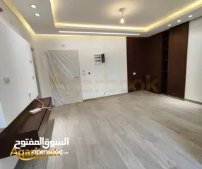  4 شقة غير مفروشةللايجار بمنطقة الريحان