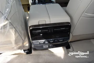  19 Toyota Land Cruiser VX 4.0