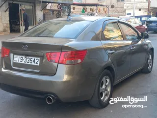 9 كيا فورتي سيراتو قير اوتوماتيك موديل 2010
