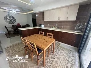  1 شقه مفروشه للايجار في البيره فرب البنك الإسلامي العربي ومطعم سامر