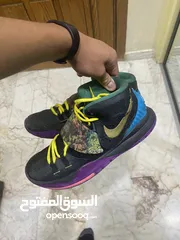  2 kyrie 5 size 42.5