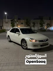  1 هوندا اكورد - موديل 2006 - 4 سلندر - نظيف جدا