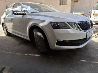 1 سكودا اوكتافيا برايفت بنزين 1400  اوتوماتيك  تحكم حساسات هوك  .. ترخيص تامين لشهر 2  92000 شيكل كاش