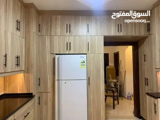  7 صيانة و تركيب جميع مقاطع الألمنيوم والابجورات و Pvc  المطابخ و ابواب الاكورديون و ستائر الزيبرا