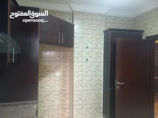  3 شقه فارغه للإيجار ديرغبار 135م 3نوم صالون سفره مطبخ 2حمام واحد ماستر مكيفات مركزي ط  شبه أرضي  معلق