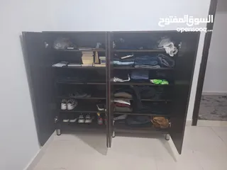  11 خزانة أحذية خشب زان بحالة ممتازة و كرسي خشب زان تقيل كتير