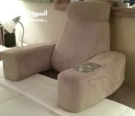  6 Homedics Comfortable reading pillow with  cup holder مخدة مسند للقراءة او الجلوس جديد غير مستعمل new