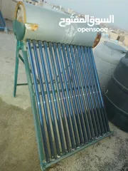  1 للبيع سخان شمسي 16 انبوب معطل فيه السلندر اما الانابيب والقاعده شغالات 100%
