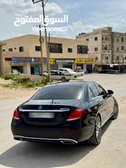  2 مرسيدس E300