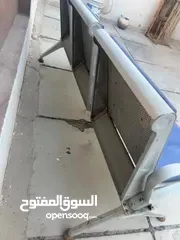  2 مقاعد انتظار