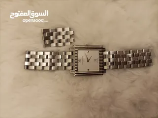  6 ساعات للبيع