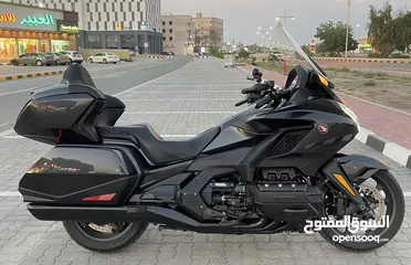  9 هوندا GL1800 Goldwing 2021