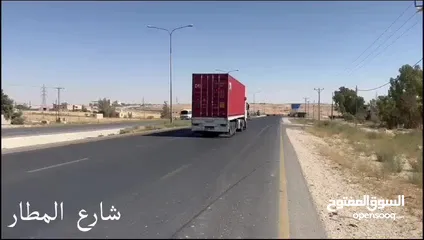  2 قطعة أرض استثمارية  تصلح لبناء شاليه او منزل مستقل على طريق المطار ارينبه الشرقيه  بمساحة  580 متر