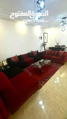  1 يوجد طقمين كنب للبيع مع الغساله شبه جديده لايوجد توصيل ملاحظة وأخد موجد بي حي نزال والثاني  ض الرشيد