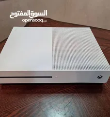  1 اكسبوكس ون اس مع شاشة 42 بوصة