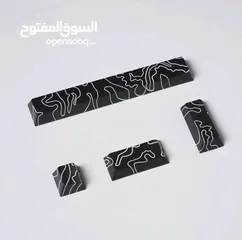  1 مجموعة غطاء مفاتيح Spacebar و Esc في لوحة المفاتيح الكهربائية الميكانيكية بتصميم خريطة أرضية سوداء