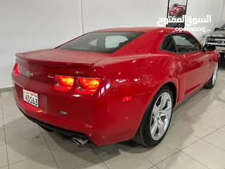  3 Chevrolet CAMARO SS